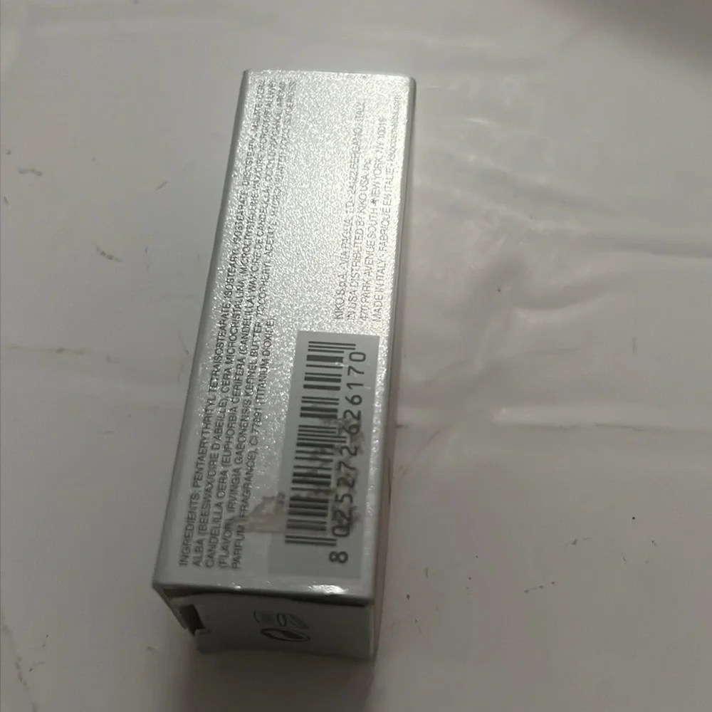 Kikio Milano‎ Nourshing Lip Balm Gloss